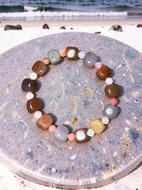9mm Yanyuan Agate Bracelet 💕💚